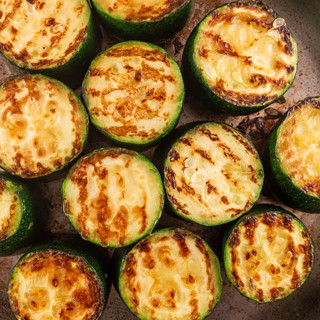 Как пожарить кабачки на сковороде