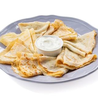 Как приготовить блины на кефире с дырочками