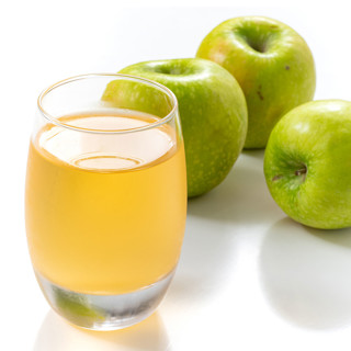 Как заготовить яблочный сок на зиму