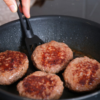 Как жарить замороженные котлеты