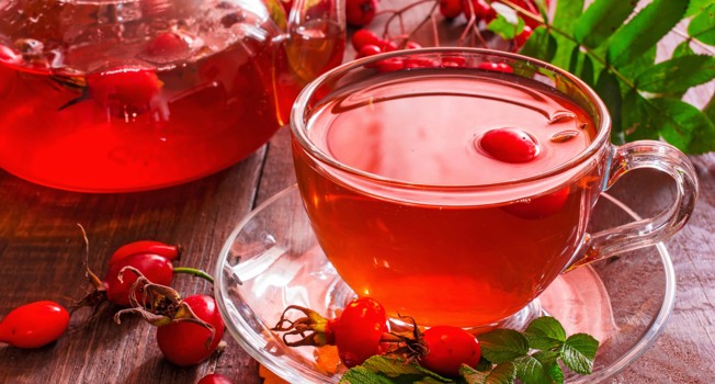 5 вкусных напитков с шиповником, где сохраняется вся его польза фото
