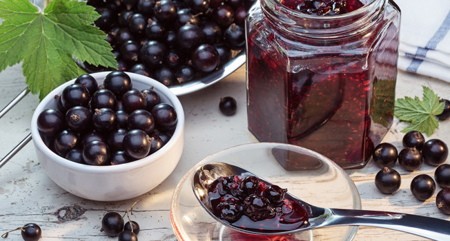 Черная смородина: гастрономический тренд 2026 года фото
