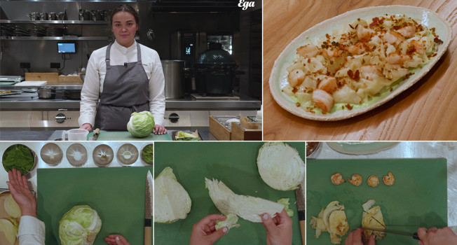 Хрустящий салат из капусты с креветками фото