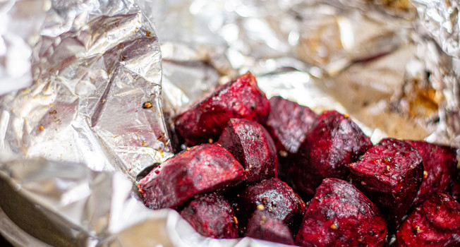Как запечь свеклу в фольге вкусно фото