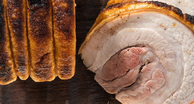 Как запечь свинину фото