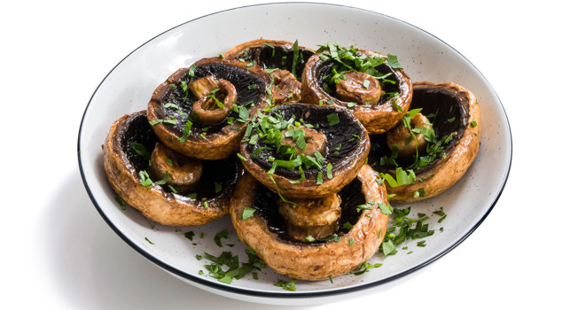 Шампиньоны на мангале  фото