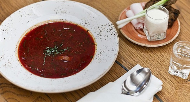 Чем отличается русский борщ от украинского? фото