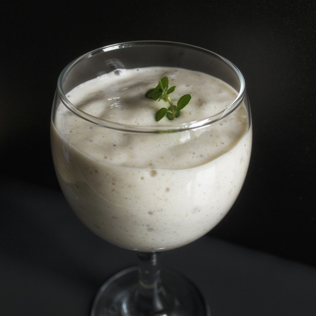 Банановый смузи с корицей