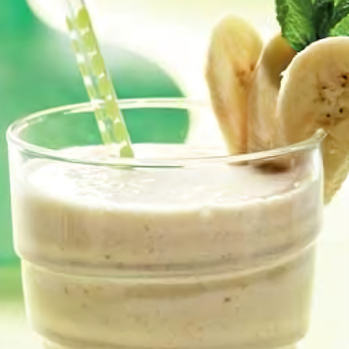 Бананово-молочный коктейль