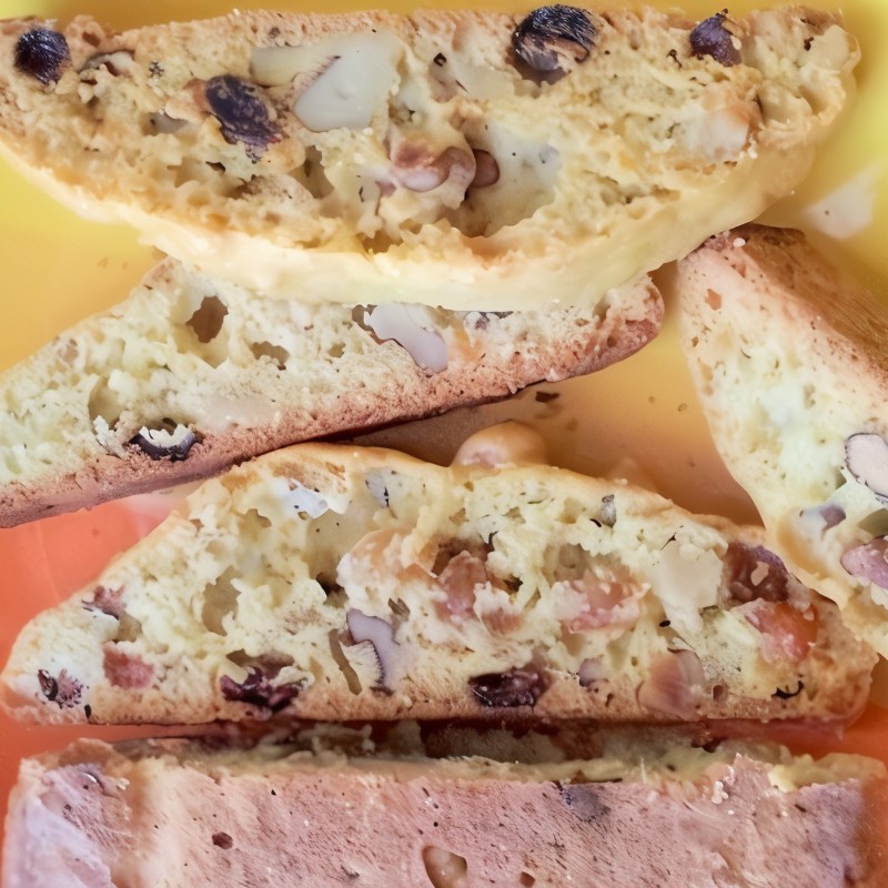 Бискотти с изюмом и грецким орехом