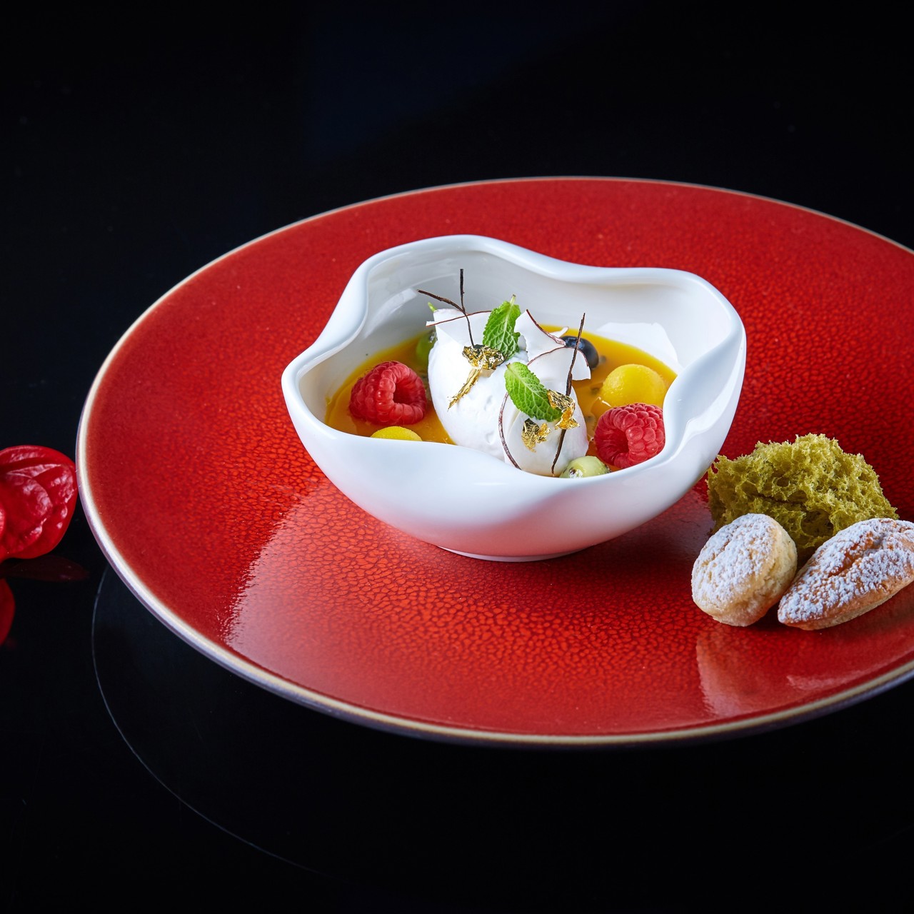 Бланманже с тропическими фруктами