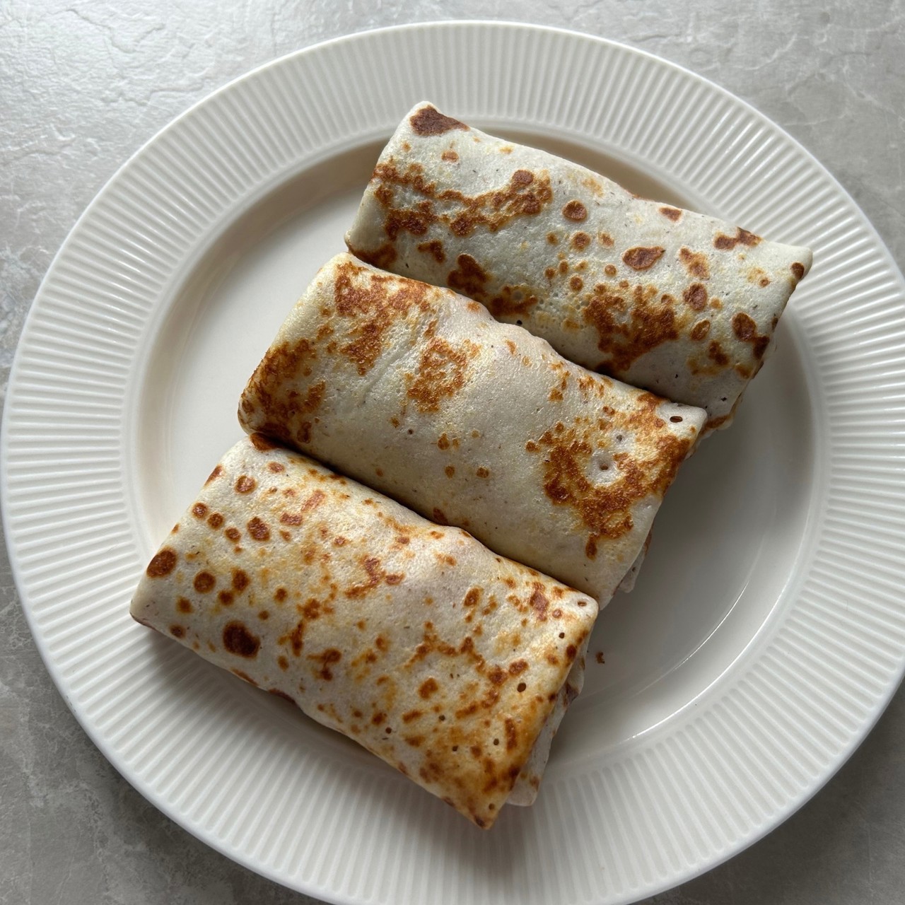 Блинчики с бананом и вареной сгущенкой