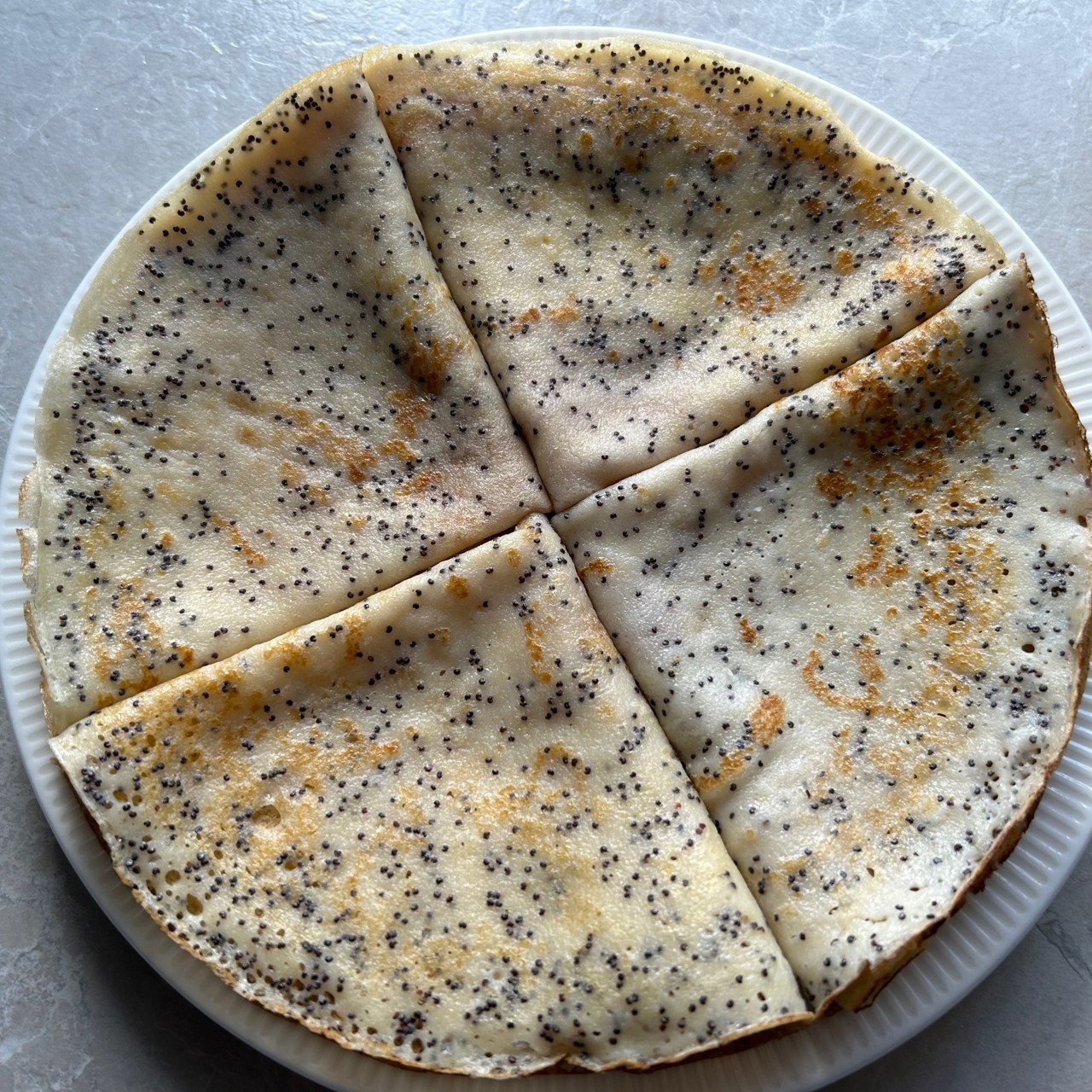 Блинчики с маком на концентрированном молоке