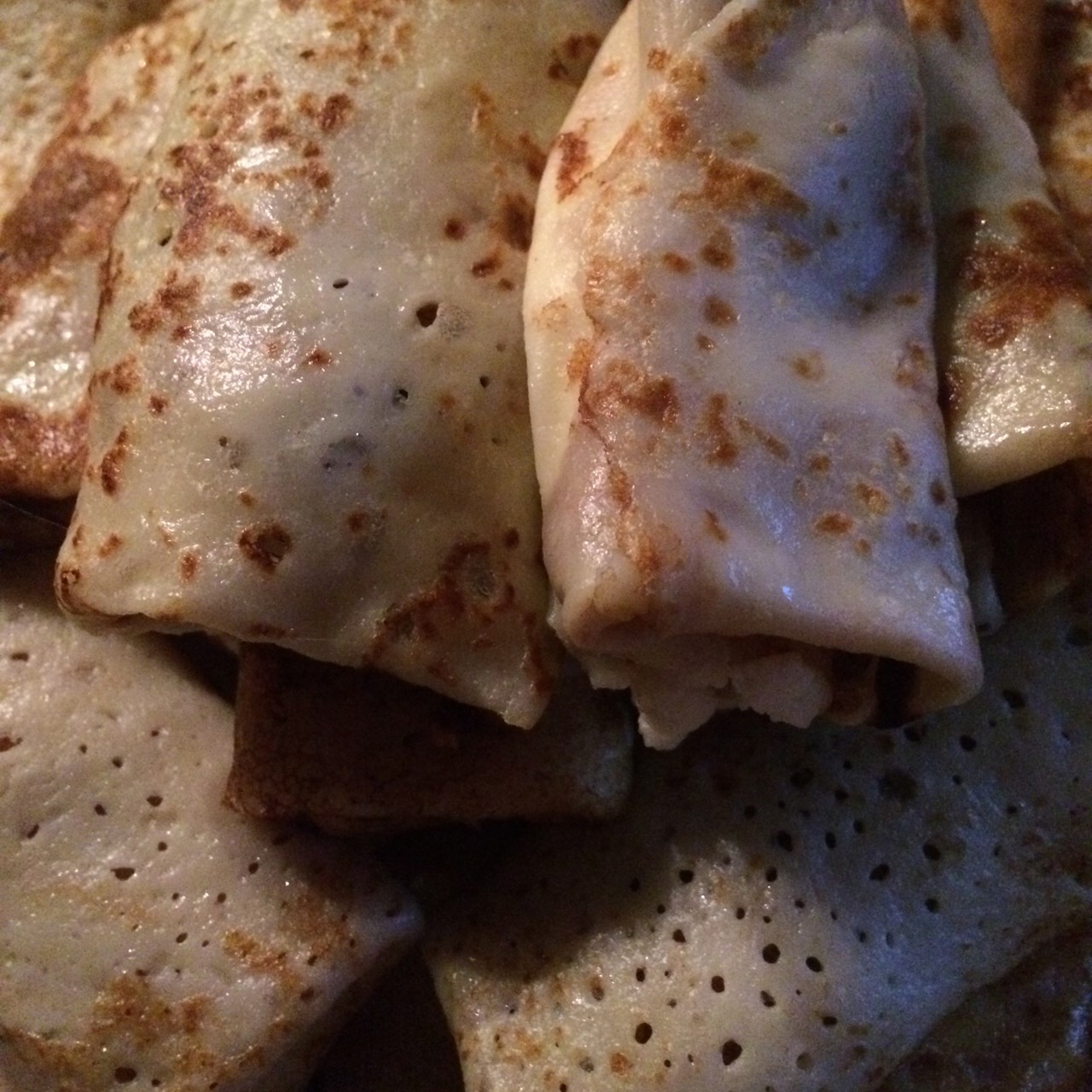 Блины тонкие на кипятке и молоке