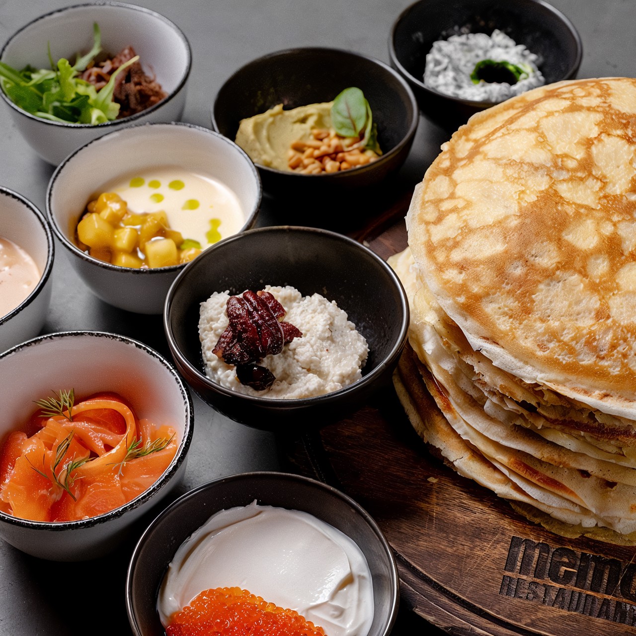 Блины с фетой и шпинатом