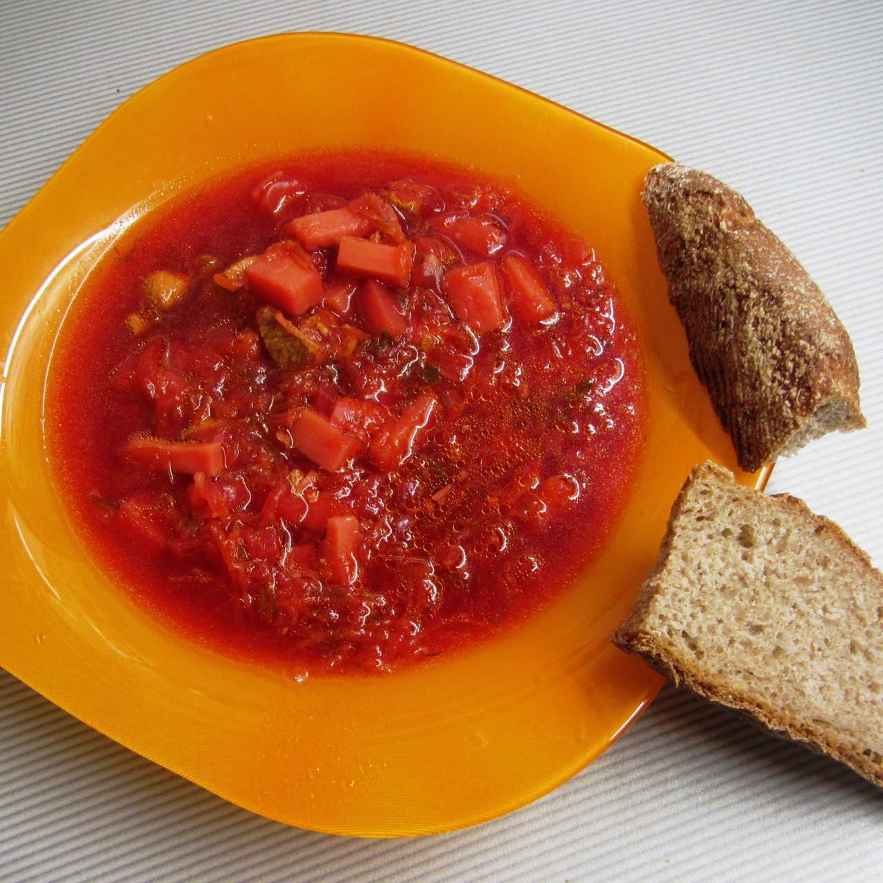 Борщ красный