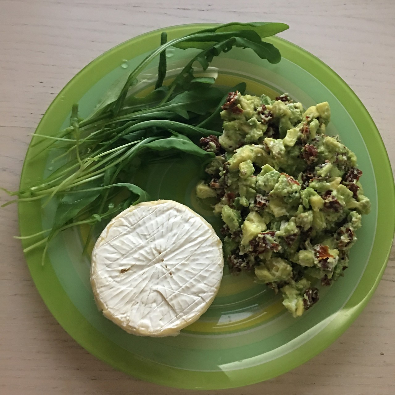 Брускетта с авокадо