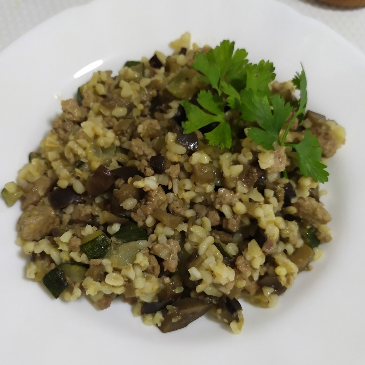 Булгур с фаршем и овощами