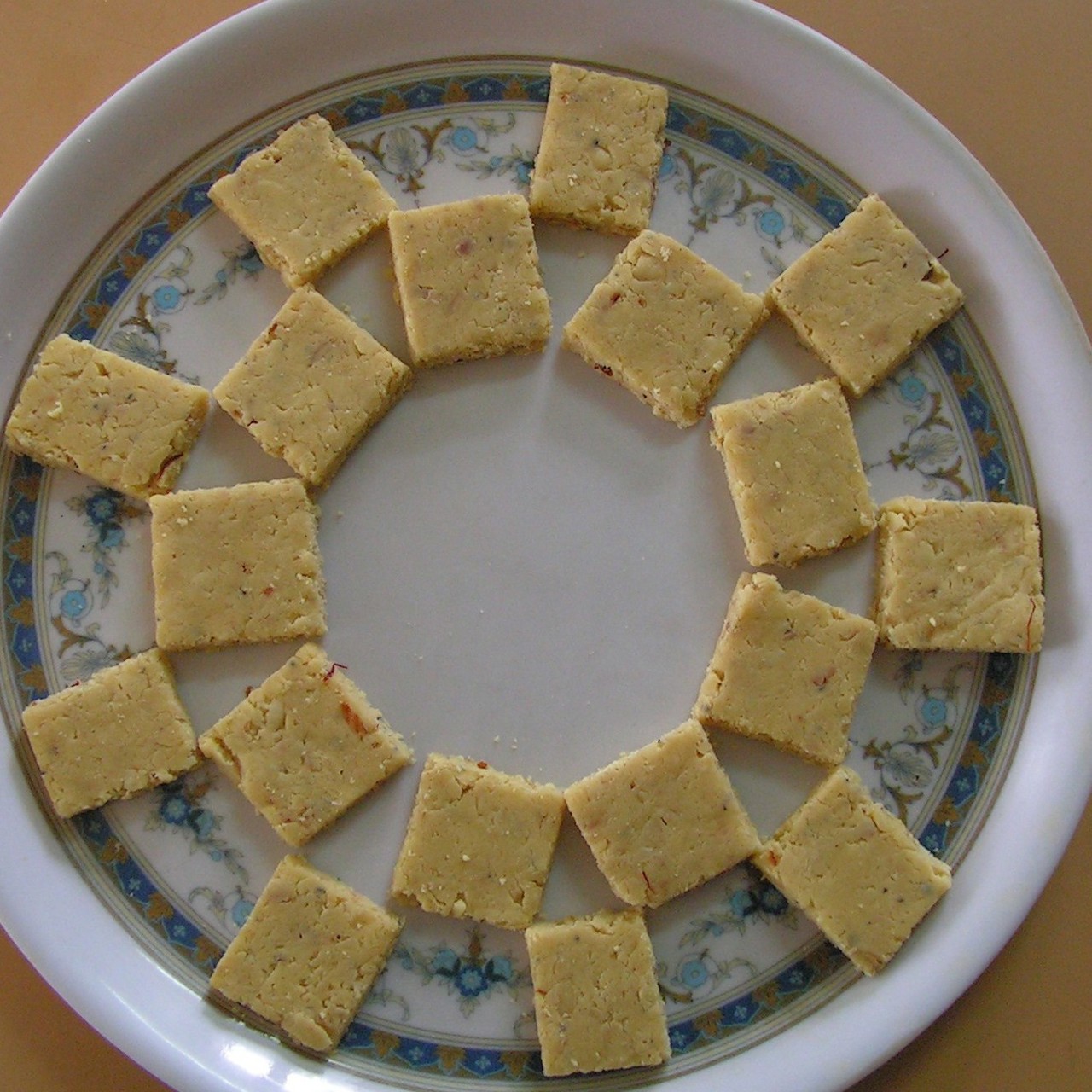 Бурфи (Индийский сливочный десерт)