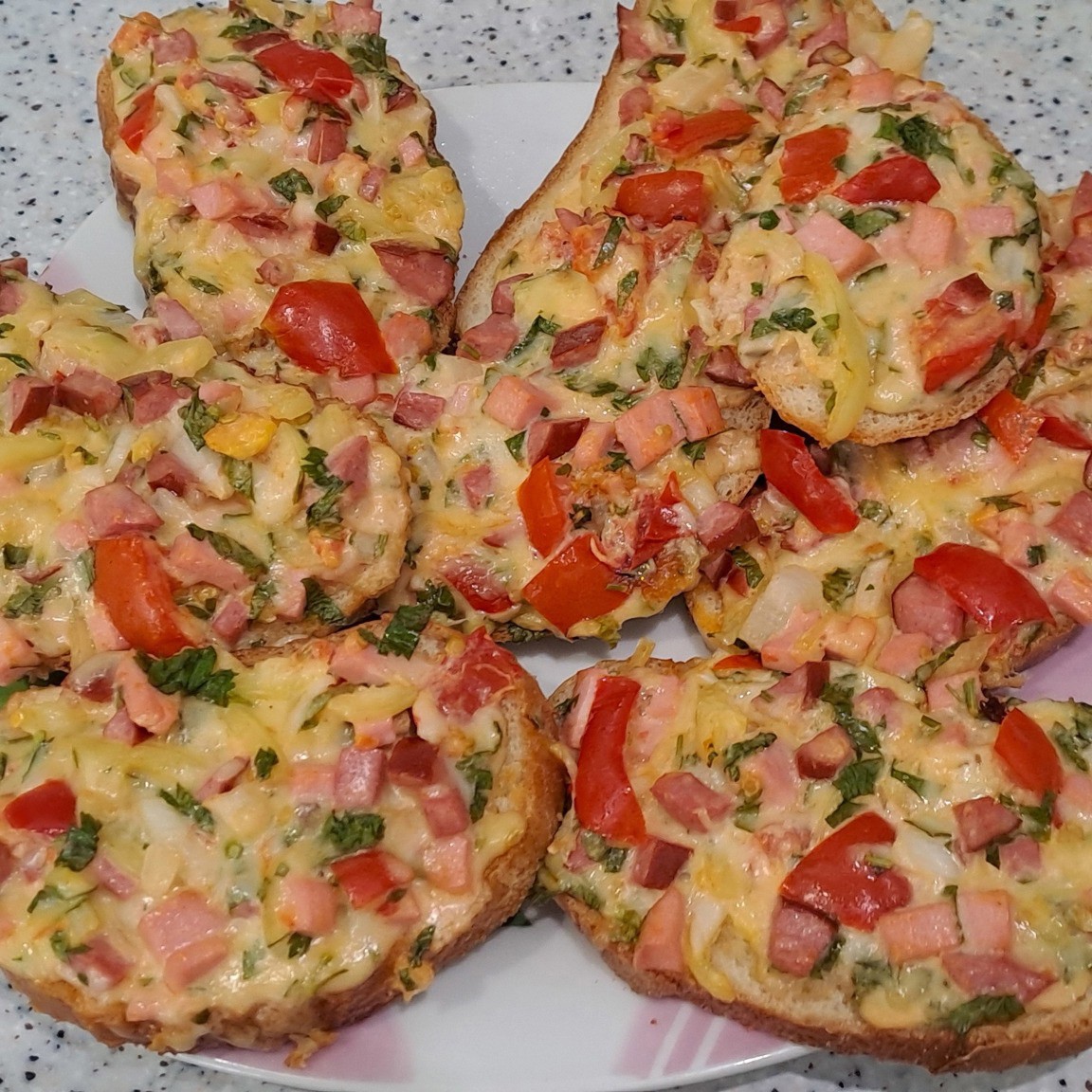 Бутерброды мини-пицца