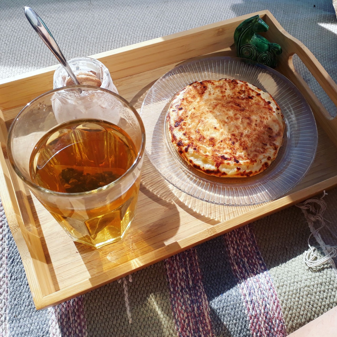 Быстрые хачапури на сковороде