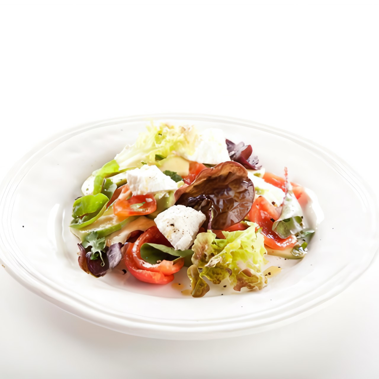 Cалат с помидорами, авокадо и рикоттой Unagrande