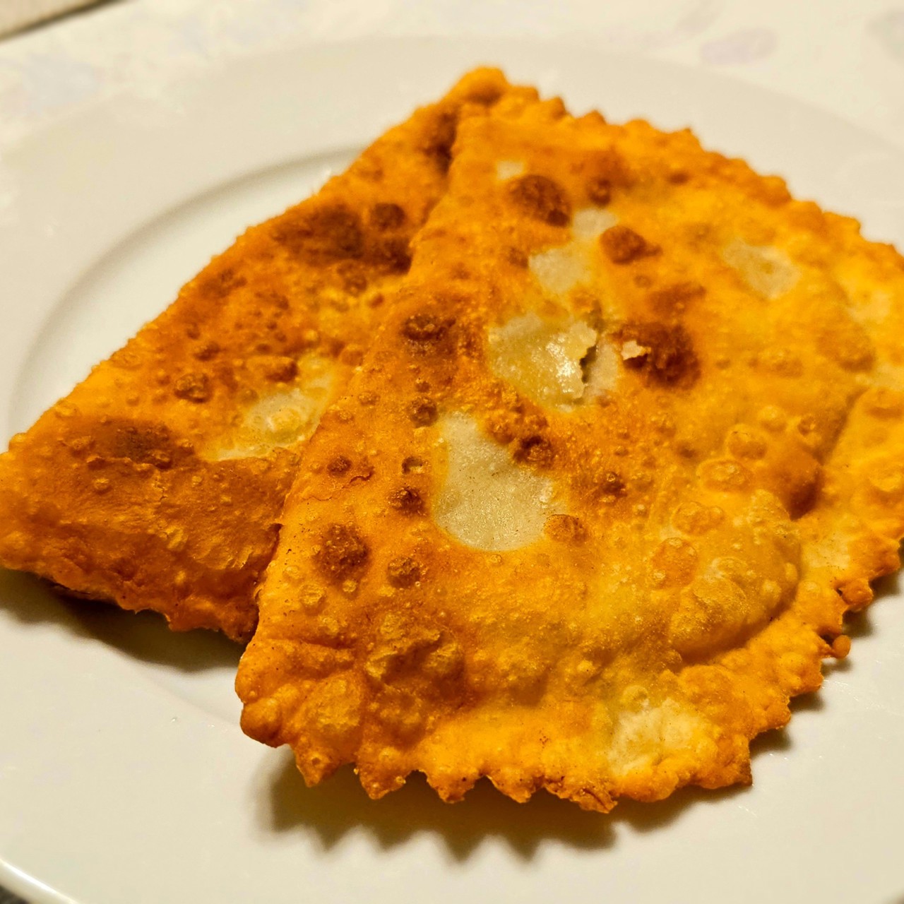 Чебуреки домашние с бараниной