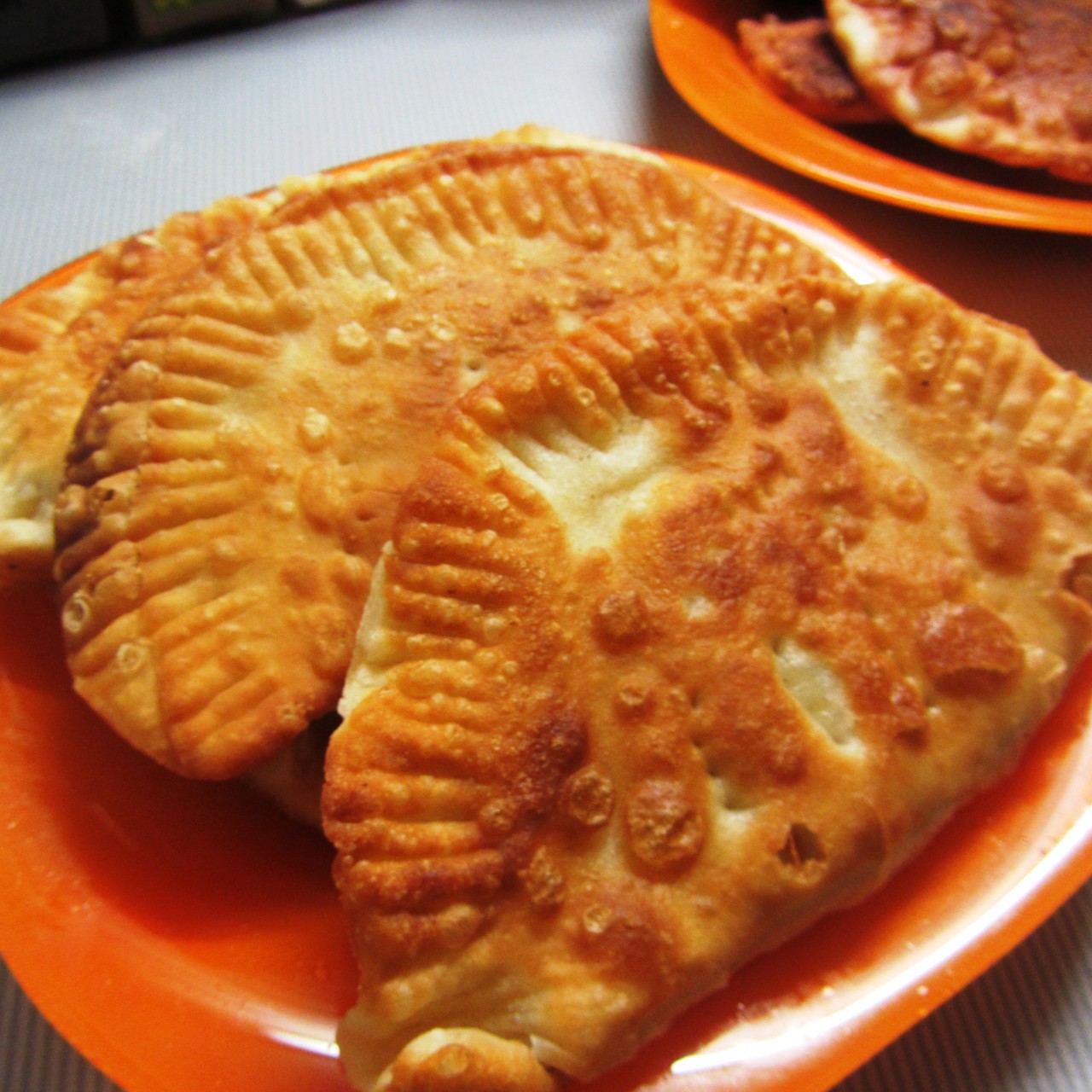 Чебуреки с дрожжевым тестом