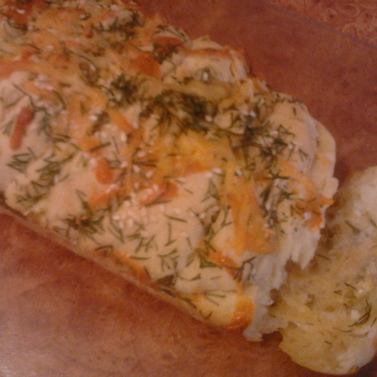 Чесночный хлеб с зеленью