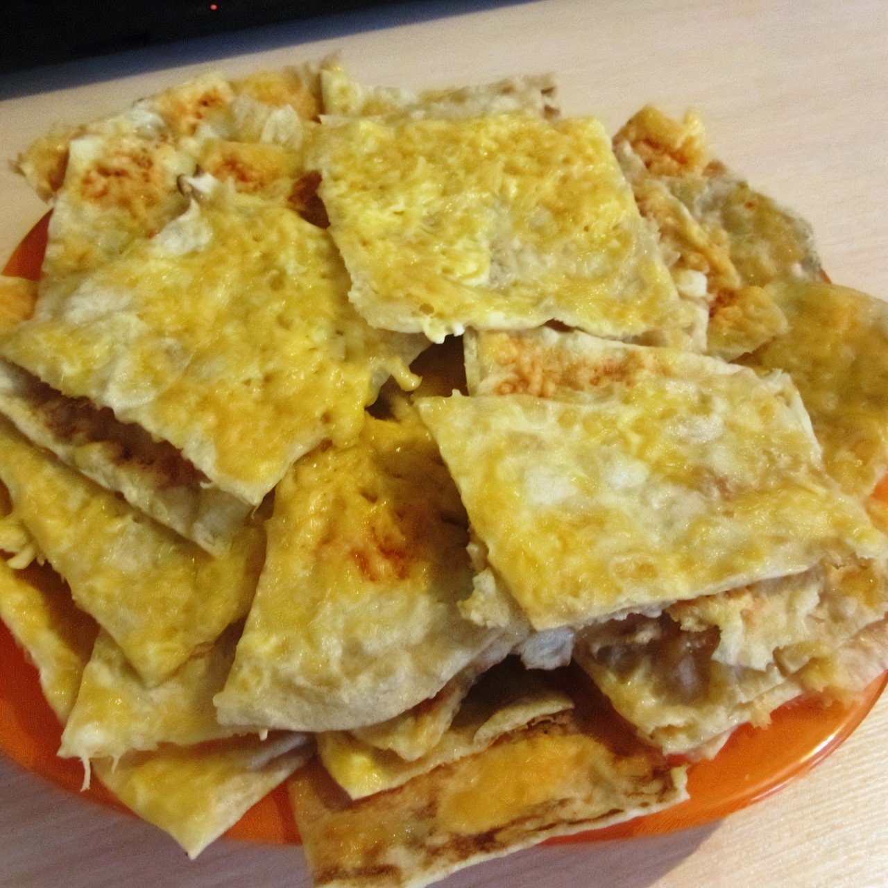 Чипсы из лаваша с сыром