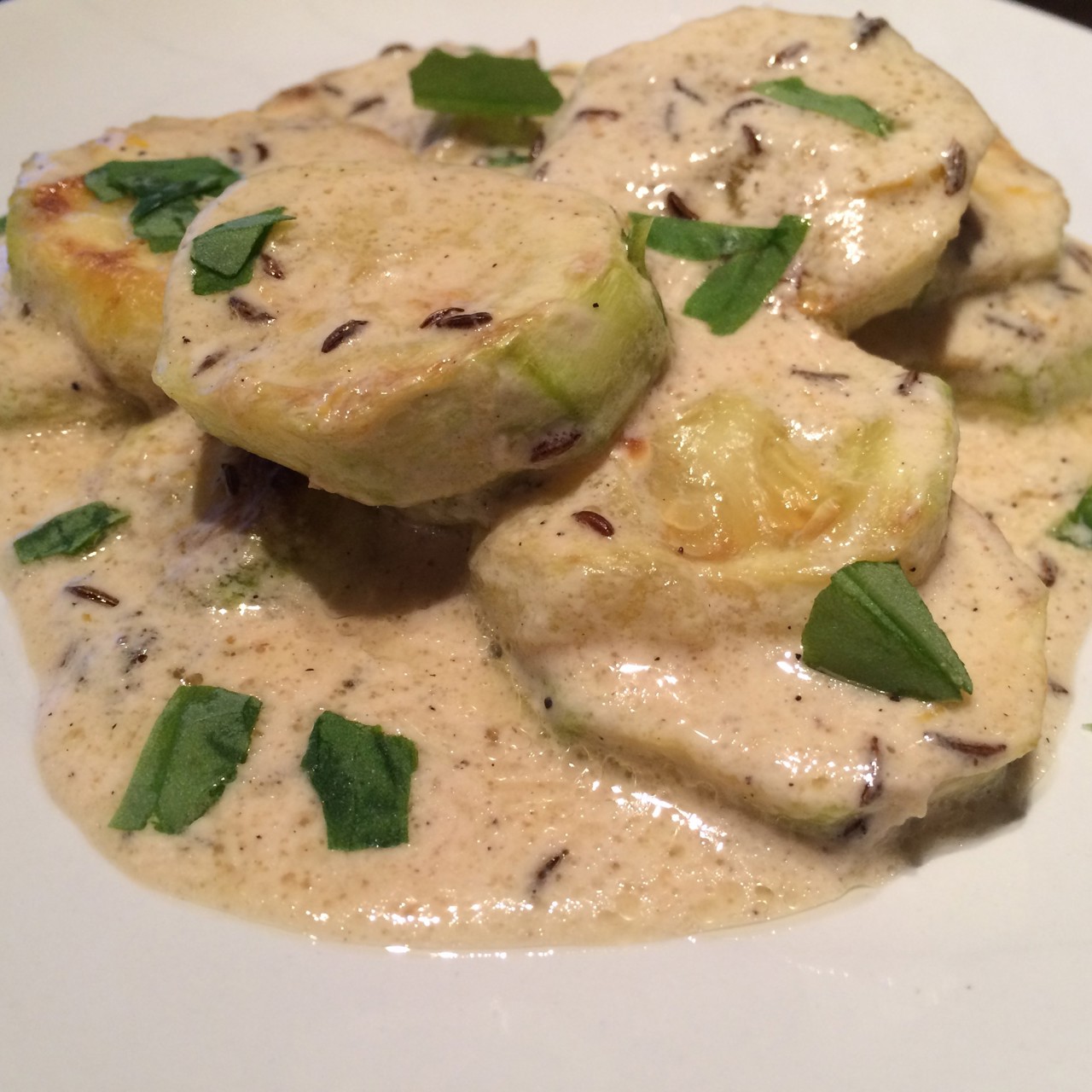 Цукини с тминными сливками