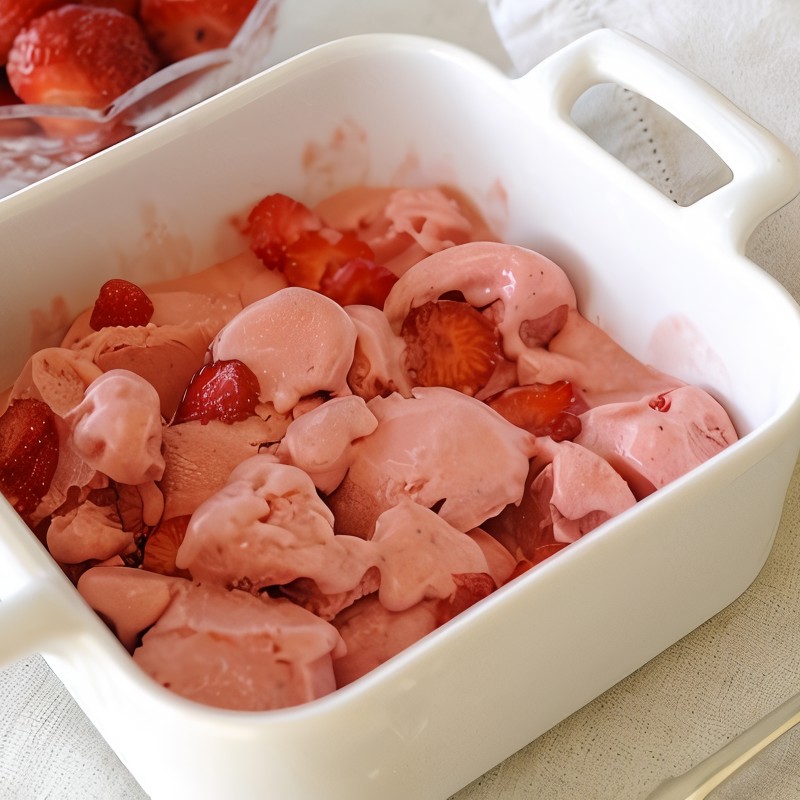 Домашнее клубничное мороженое