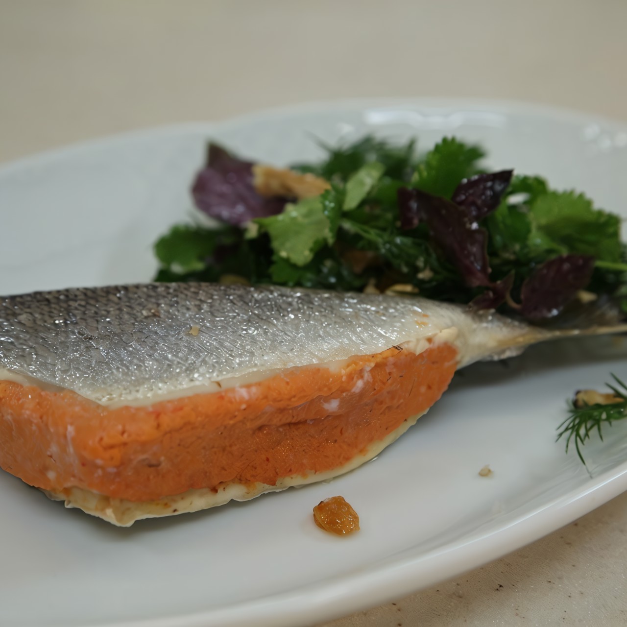 Дорада с муссом из печёных перцев