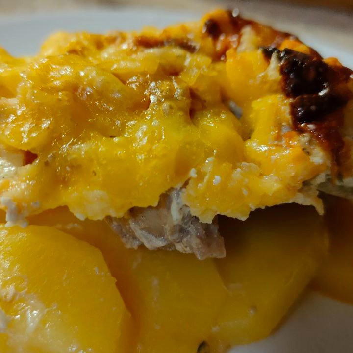 Бедро индейки в духовке с картошкой