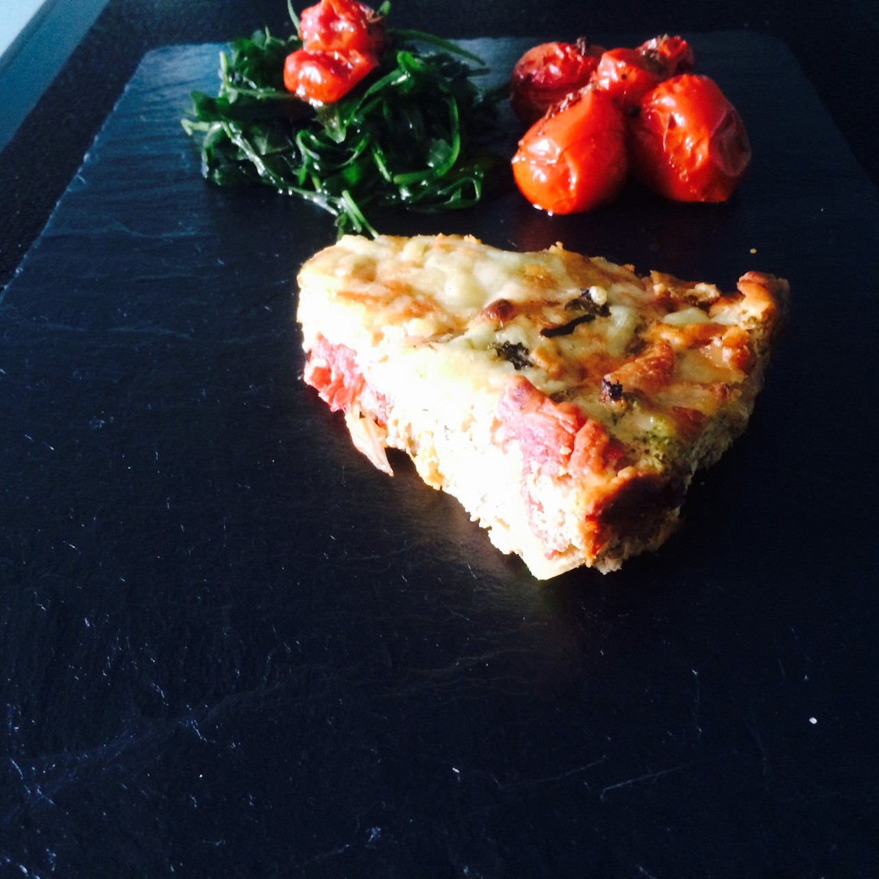 Флан с копечным лососем и брокколи