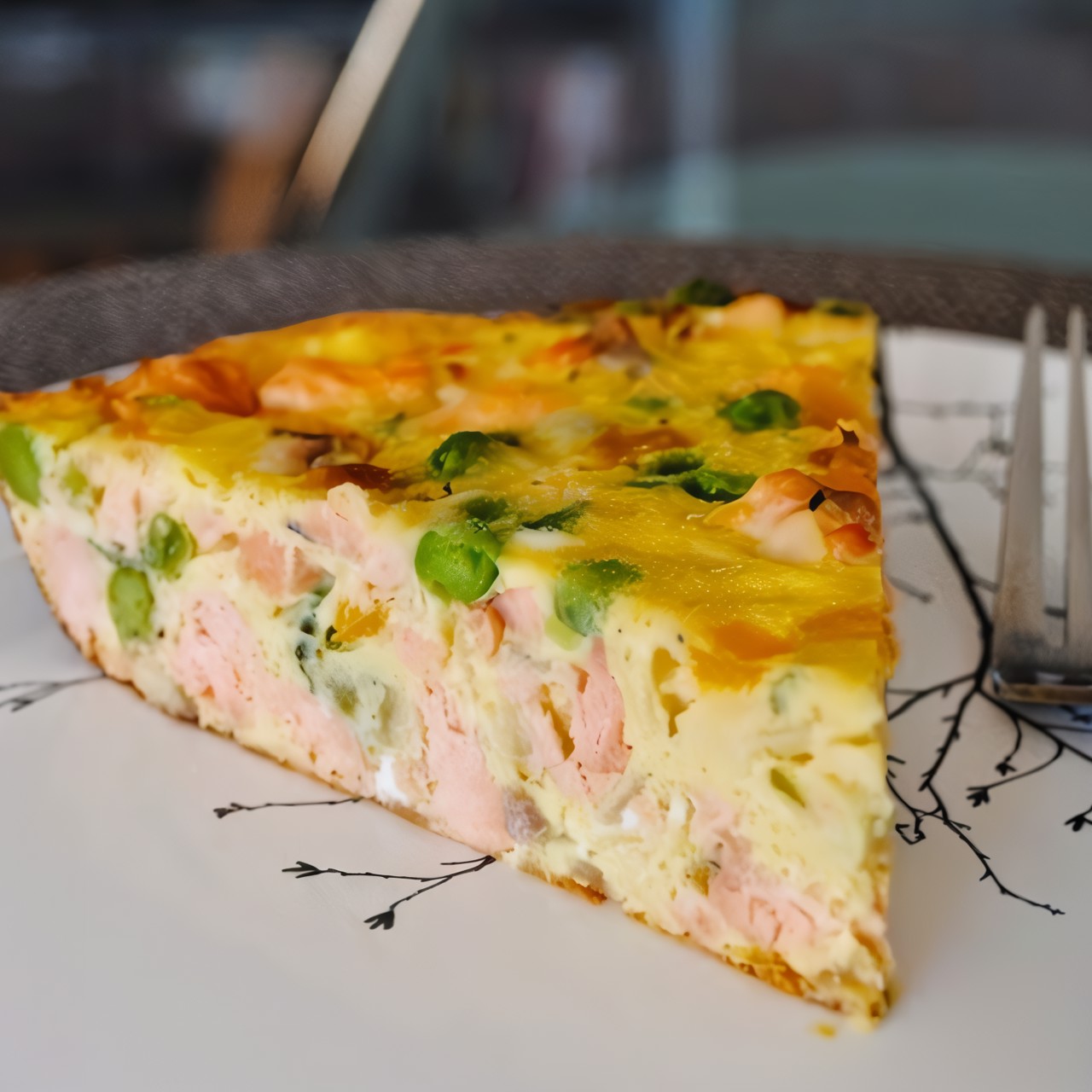 Фриттата с беконом, зеленым горошком и козьим сыром от Гордона Рамзи