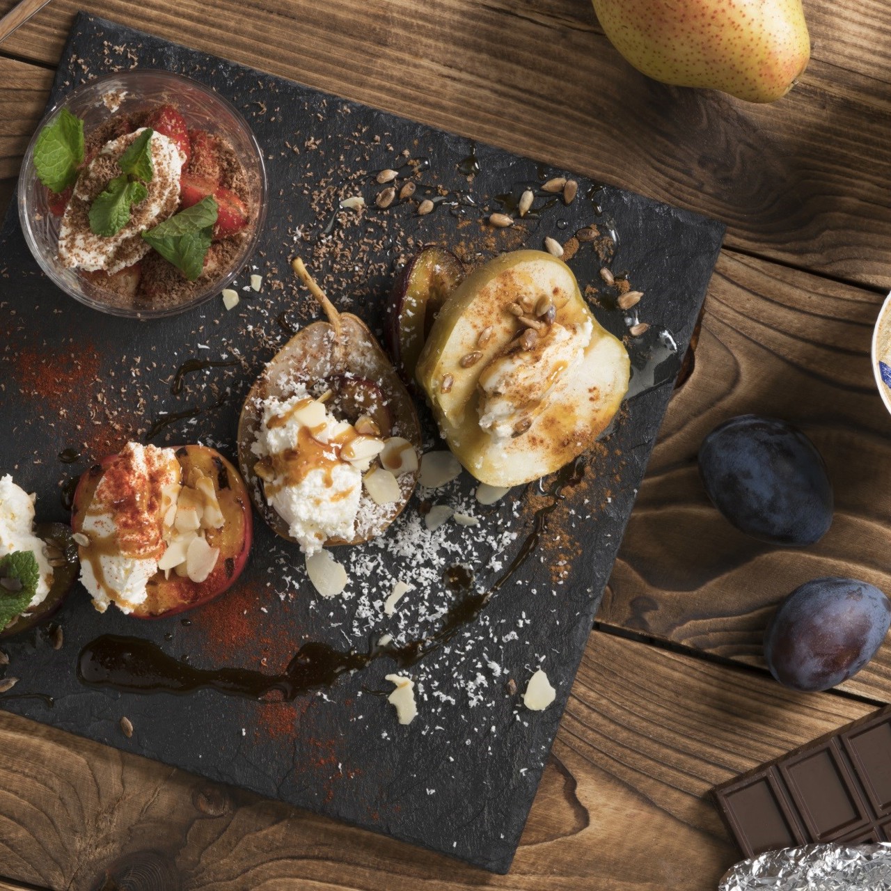 Фруктовая закуска с творожным сыром