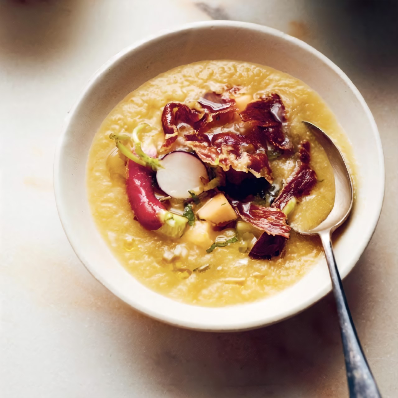 Гаспачо из дыни и огурца