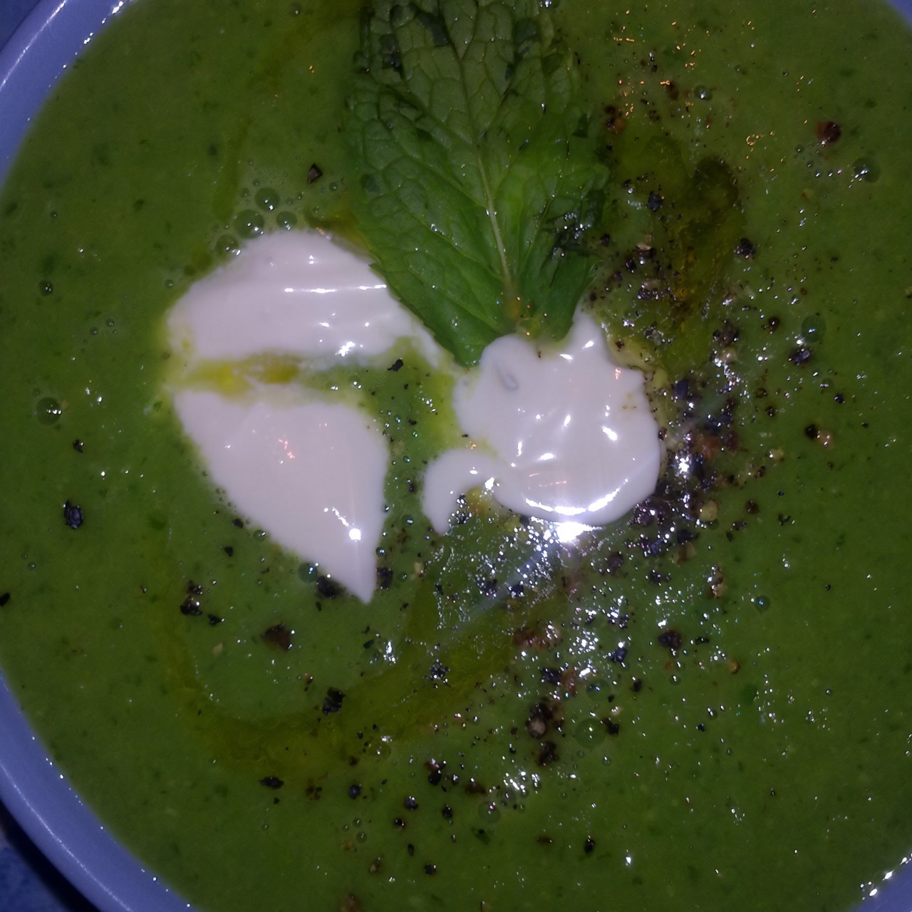 Горохово-мятный суп-пюре