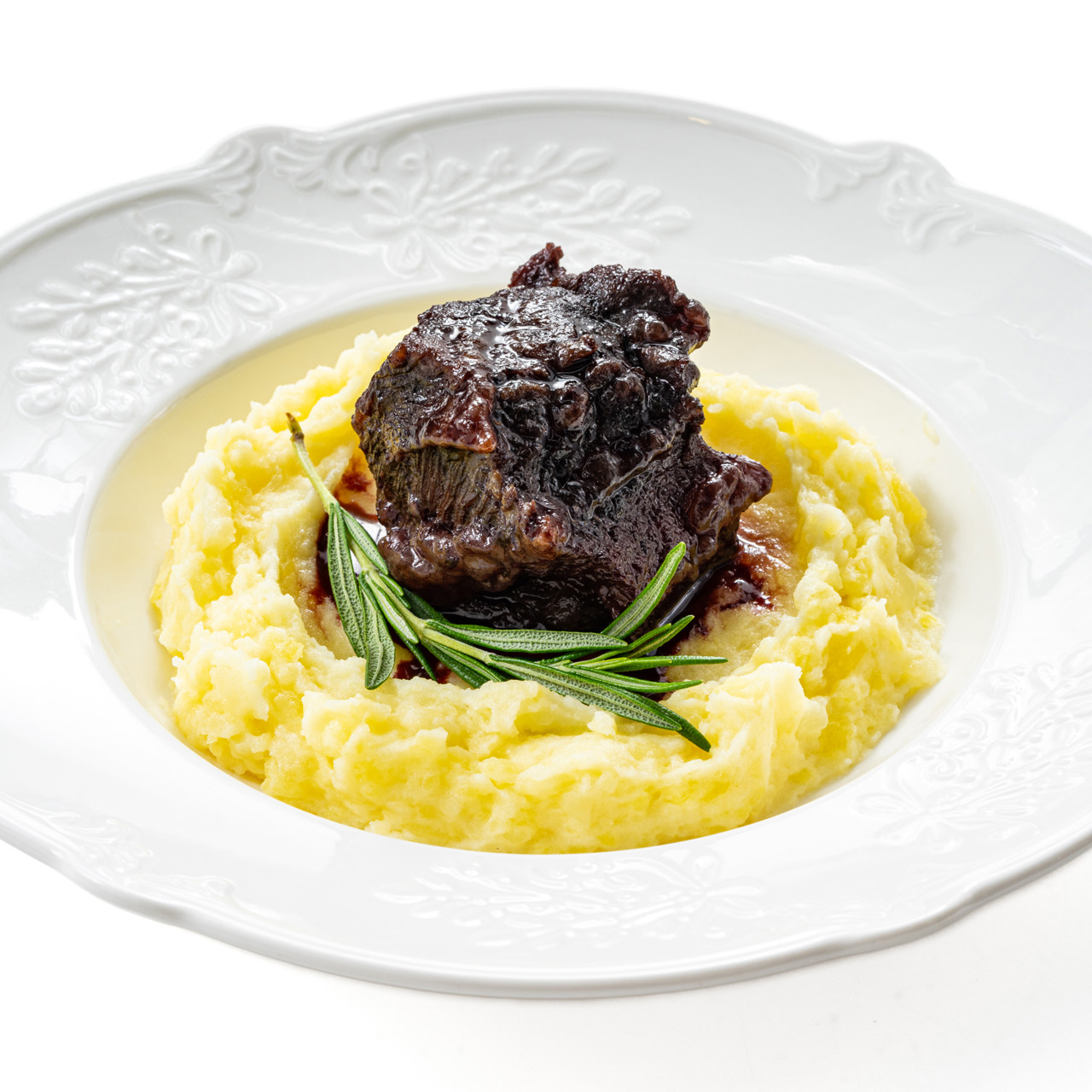 Говяжьи щеки в духовке