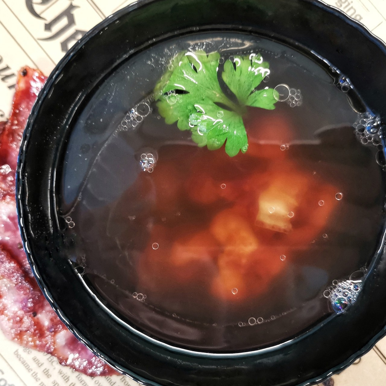 Говяжий бульон с беконом