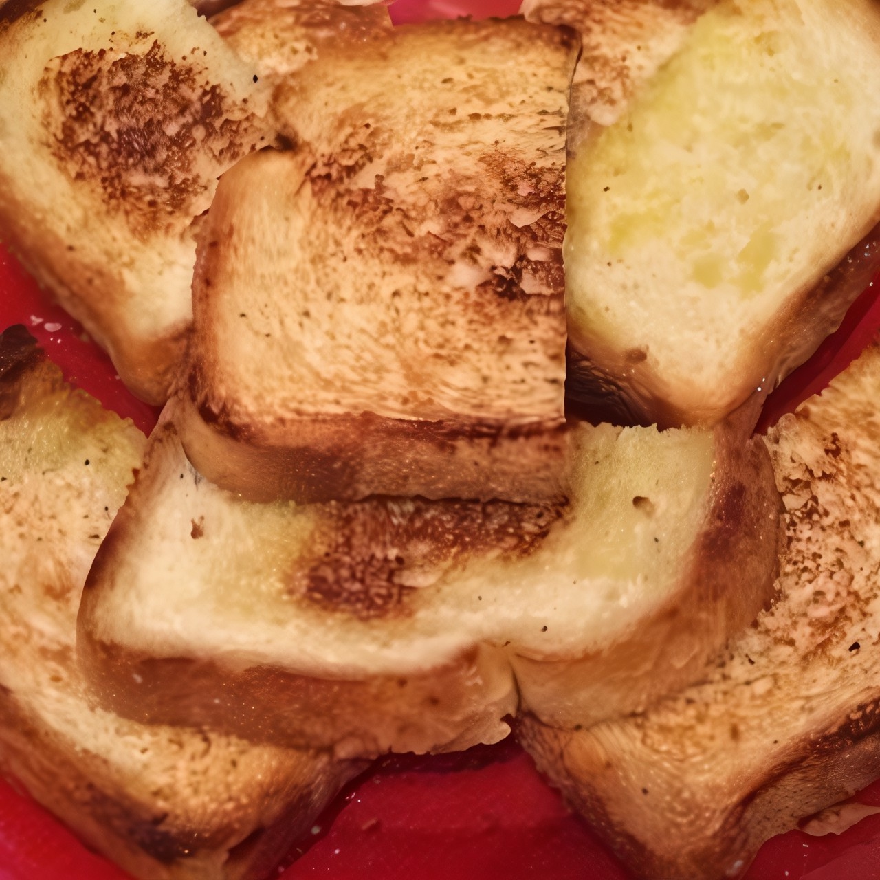 Гренки с чесноком и солью