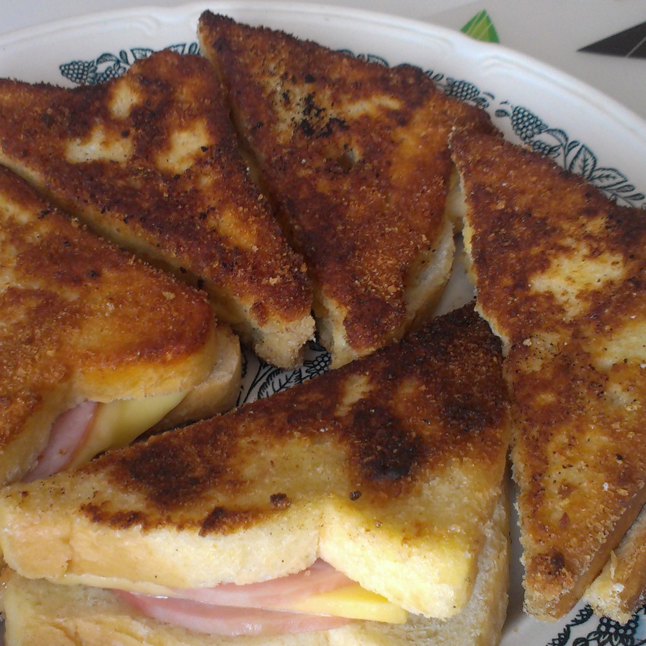 Гренки с сыром и ветчиной