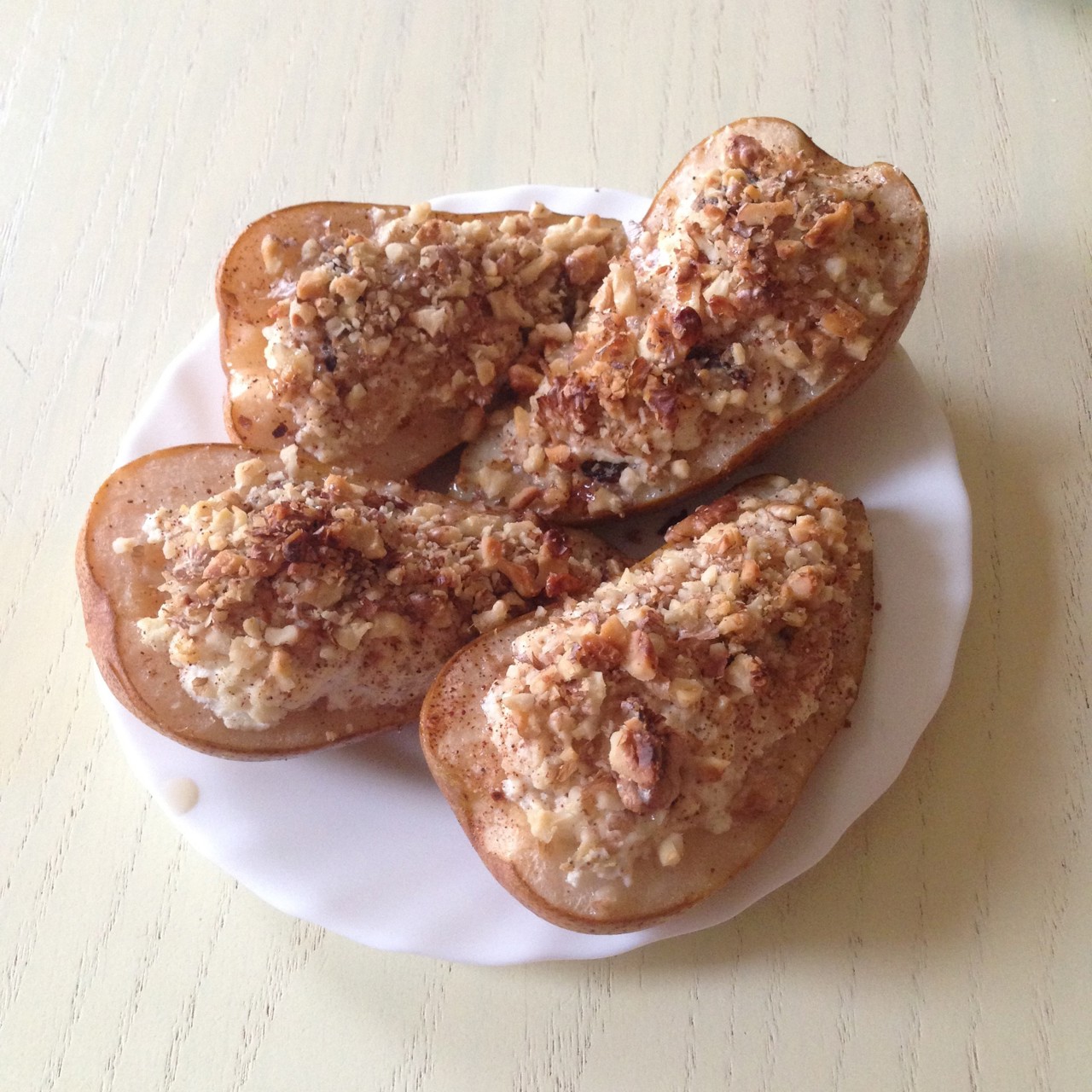 Груши запеченые с творогом