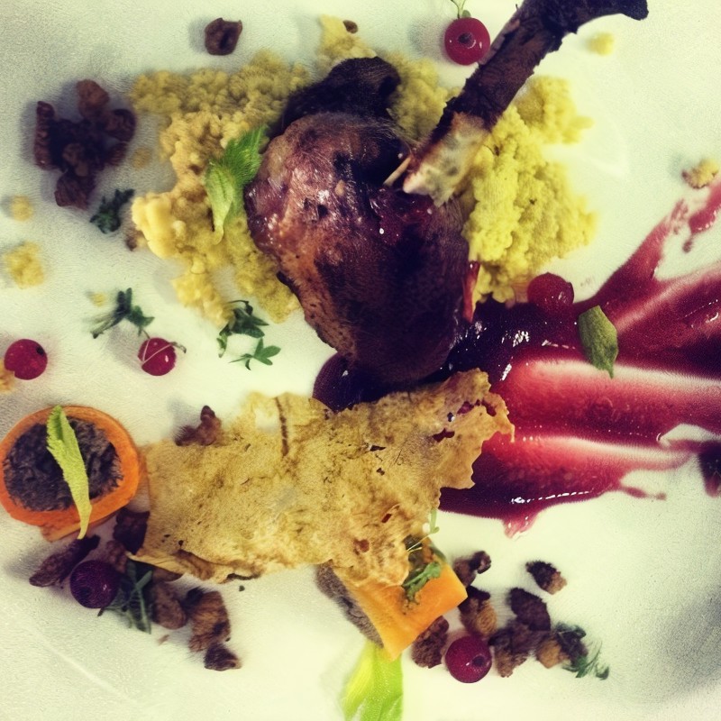 Гусиная ножка с пшеной кашей