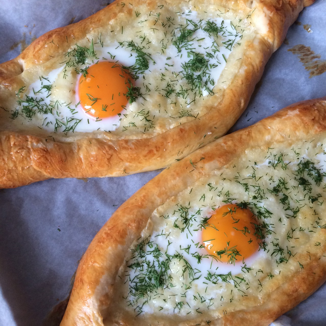 Хачапури по-аджарски