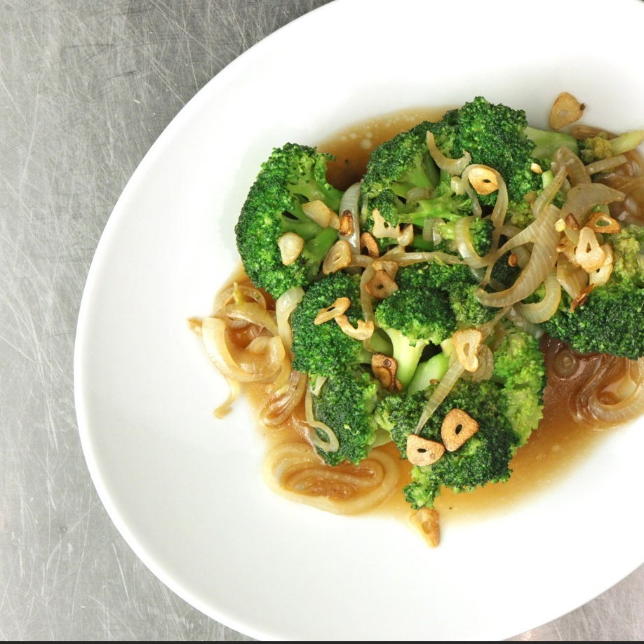 Хрустящая брокколи в устричном соусе