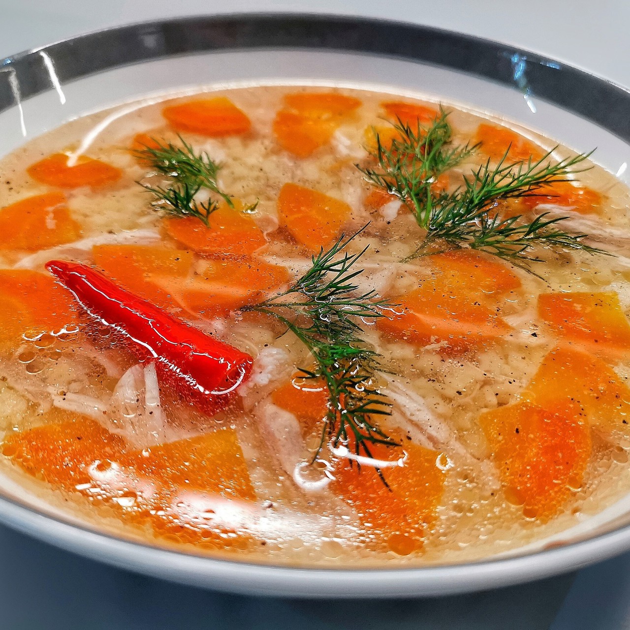 Итальянский бульон из цыпленка