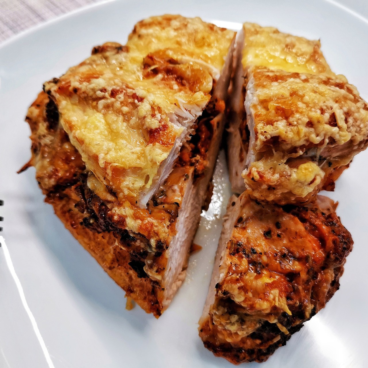 Жареное филе индейки с сыром