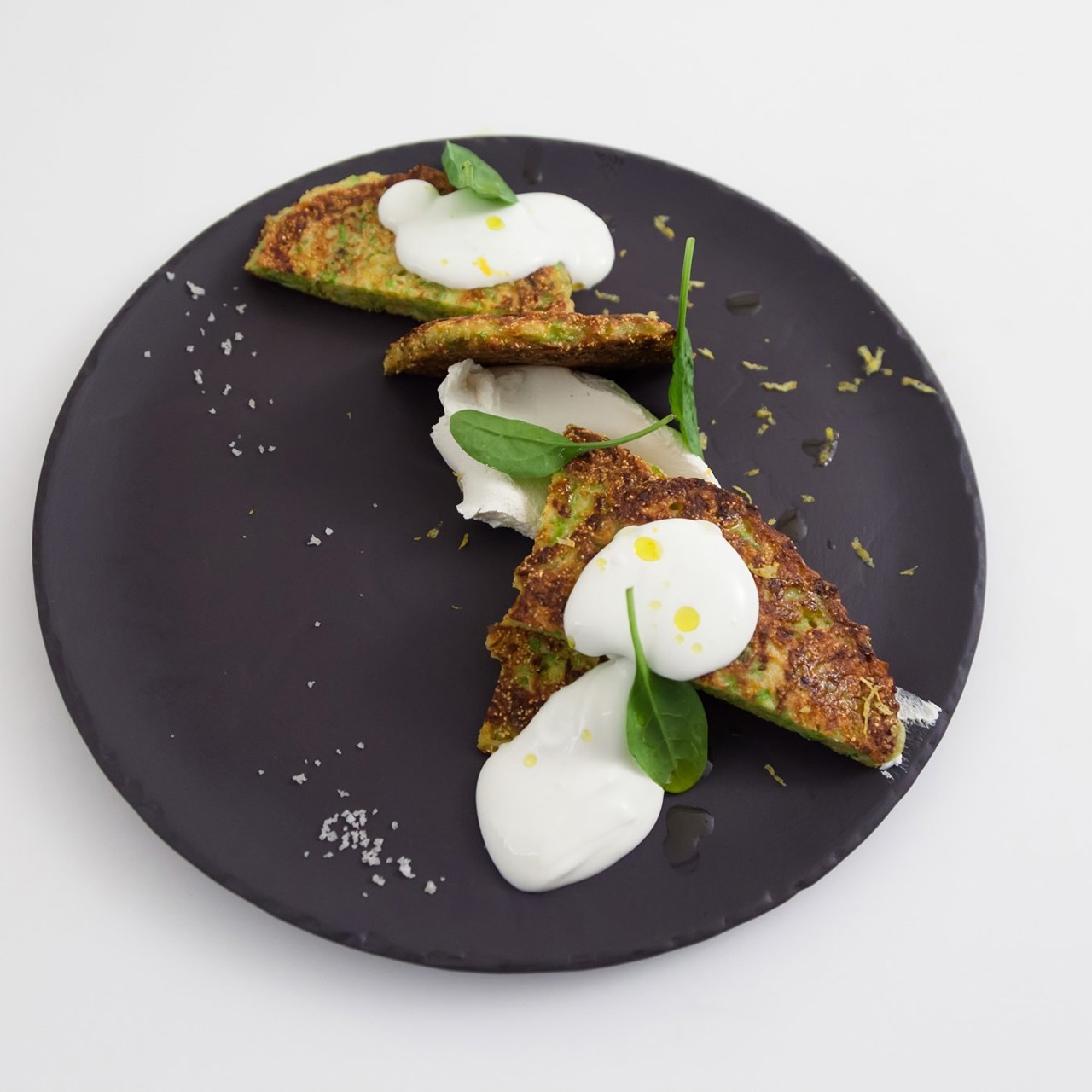 Кабачковые оладьи с лимонной цедрой и полентой